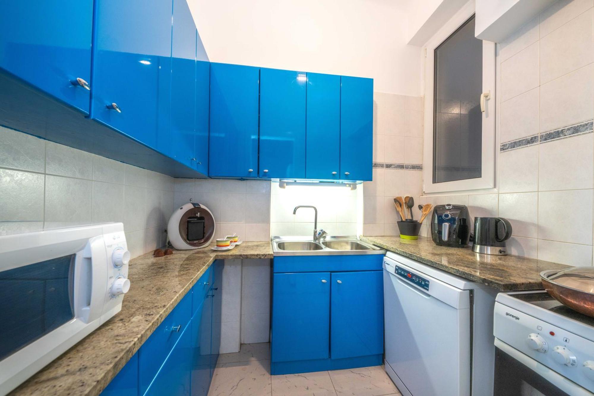 Lazuli Apartment Split
