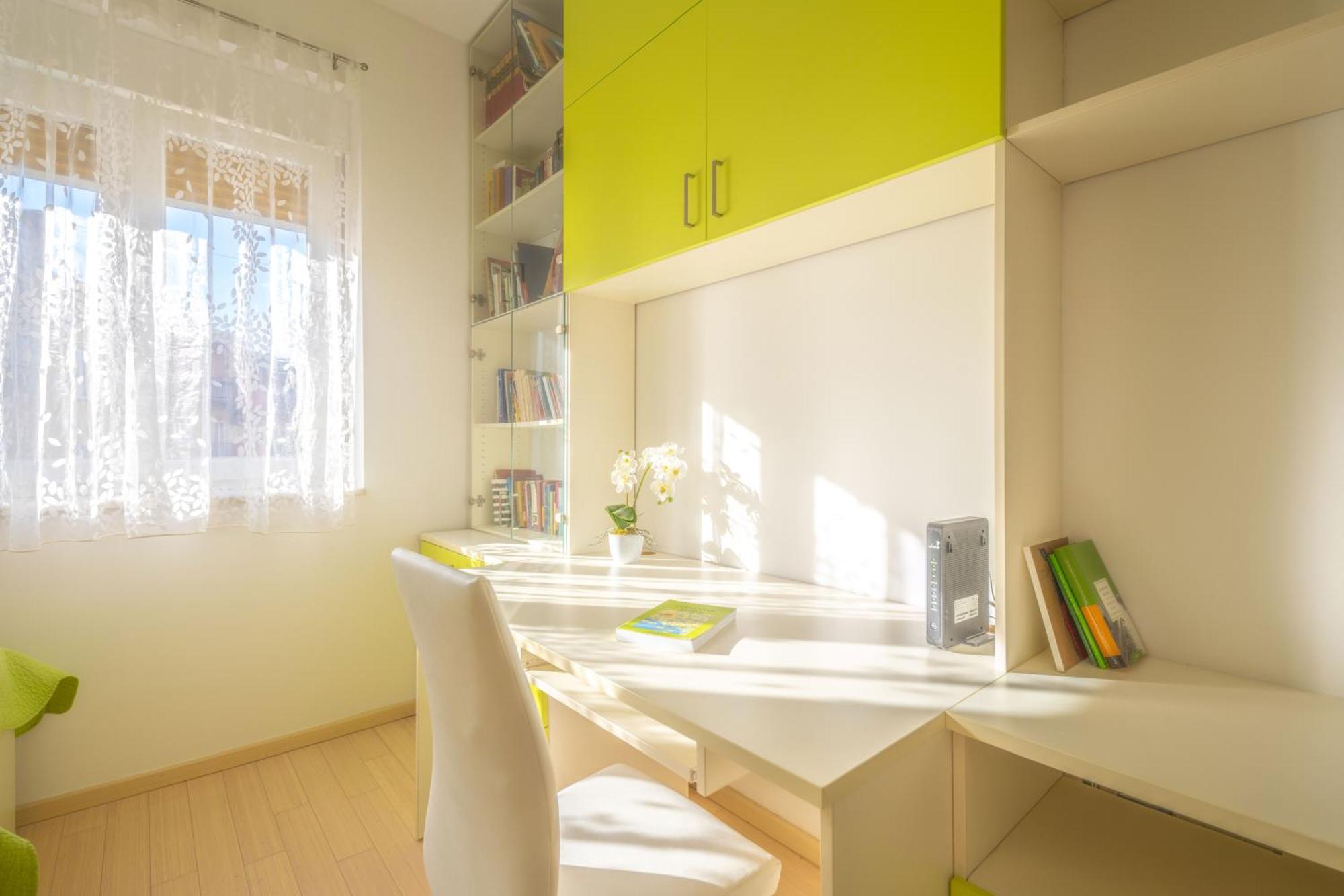 Lazuli Apartment Split